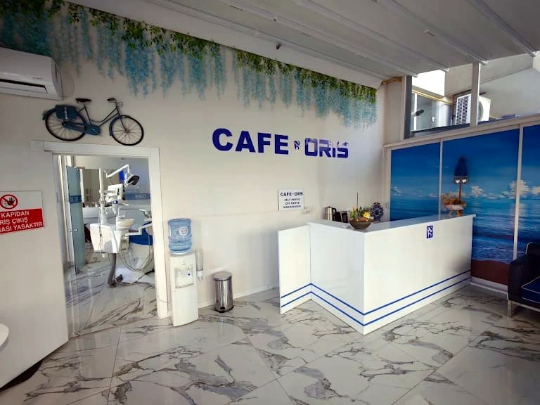 Cafe Oris dinlenme alanı